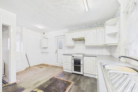 CAM02093G0-PR0065-STILL003