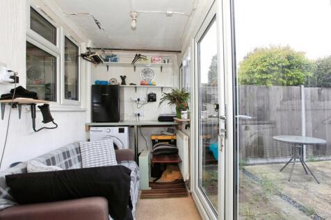 Rear Porch/Utility