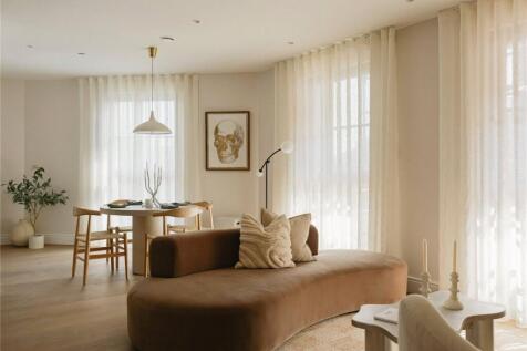 Show Flat Living Rm