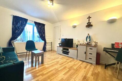 Lounge shot 2.jpg