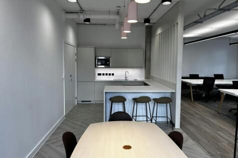 Fitted part 4th floor