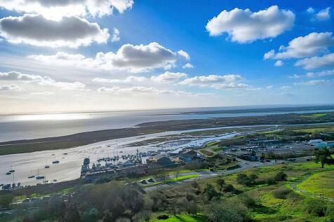 1766164147571_eas...