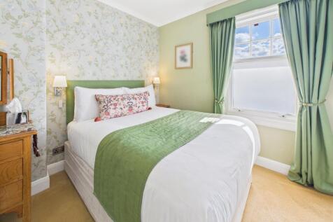 CAM03185G0-PR0115-STILL020