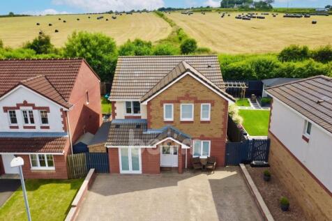 Kittyshaw Place, Dalry four bedroom detached home
