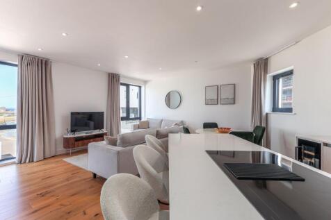 Open Plan Lounge/Diner/Kitchen