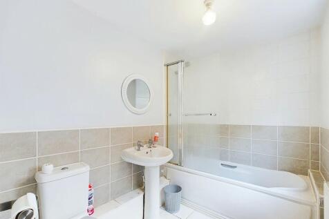 CAM03582G0-PR0042...