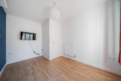 Bed 3 from window.jpg