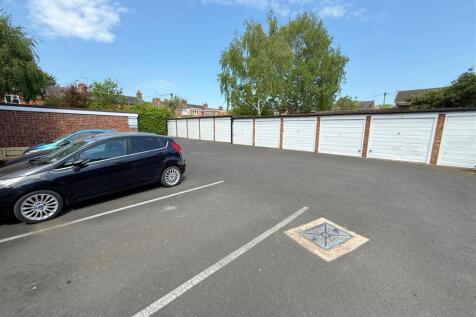 Parking & Garage