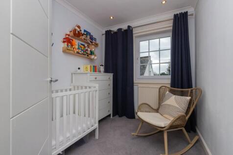 4 bed, 3 bath Detached in Glasgow - Photo 62