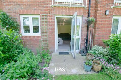 1 Gracewell - Rear3.jpg