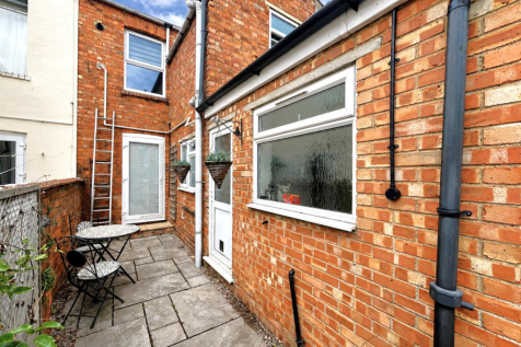 Sandhill Road, Northampton
