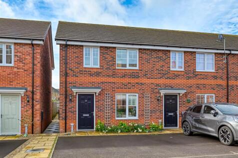 24 Thelwell Drive-1.jpg