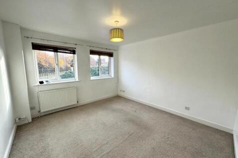 Living Room / Bedroom