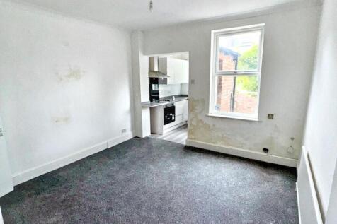 SITTING /DINING ROOM AND KITCHEN