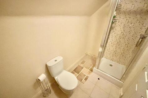 Shower Room / WC: