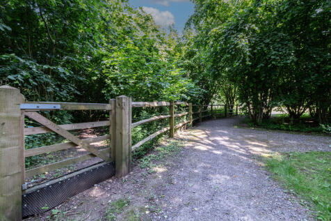 Access to countryside walks