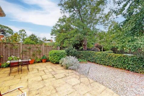 Hare Hutch Sutton Road Rear Garden 2021.jpg