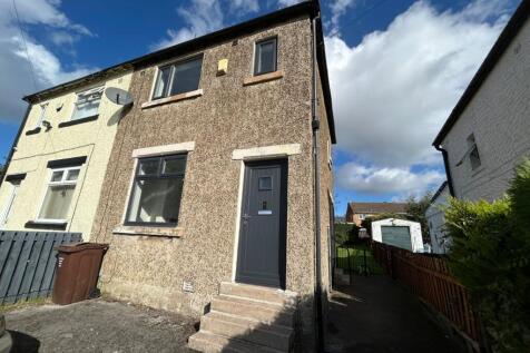 2 Bedroom Semi-Detached in BD2 4AS