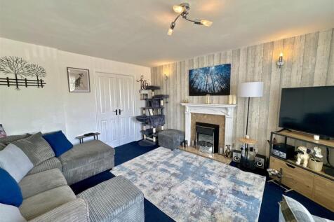 Bramleys Estate Agents - Long Heys, Greetland
