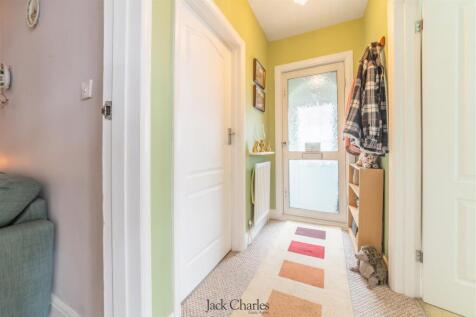 26 Winifred Road-6.jpg