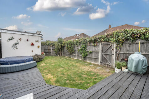 1342802-3-68a73ee...