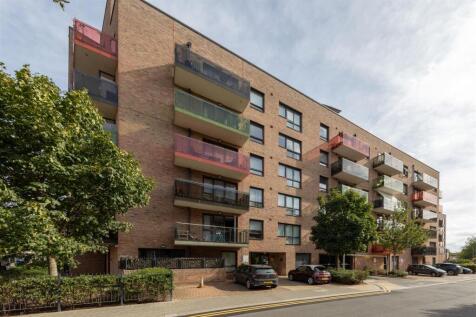 Marlowe Road, E17