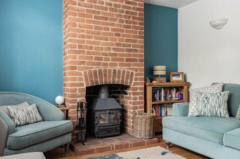 Living Room (1)