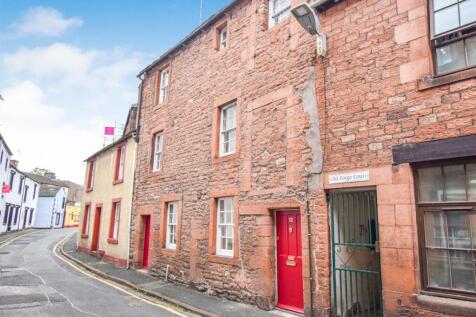 32 Albert Street a.jpg