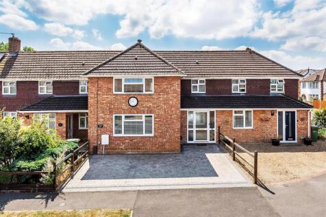 .Middlemead-Road-6.jpg