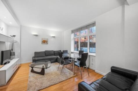 Spacious two bedroom apartment found within this highly sought after 24 hour portered development with excellent access to the West End & City. With a large living room, separate kitchen, two double b
