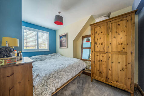 1385074-5-6925cc9...