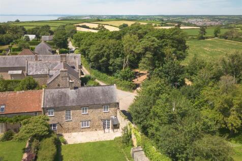 Rear with full copse.jpg