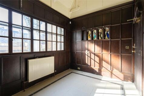 9 bed, 6 bath Terraced in Glasgow - Photo 17