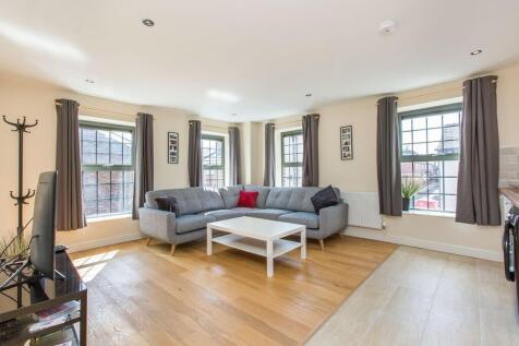 Living/Dining2