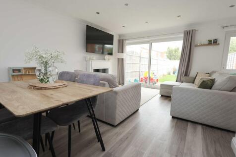 Sitting/Dining Room