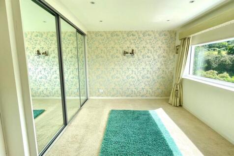 DOUBLE ASPECT BEDROOM 3