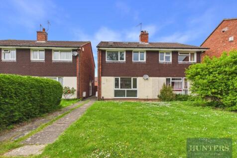 3 Bedroom Semi-Detached in GL51 3LL