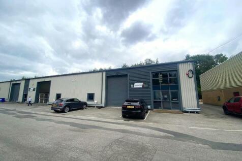 Light Industrial to rent in redbrook