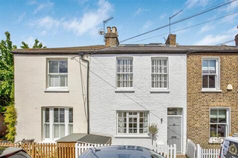 A quirky 3 bedroom house located in the heart of Little Chelsea. The property boasts a bright reception room with wooden floors which leads to a modern kitchen with space for dining, bi-fold doors ope