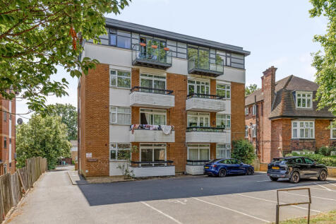 Newly Refurbished Apartment. Three Bedrooms. Separate kitchen. Spacious Living Room with Balcony. Offered Unfurnished. Available 18th July.