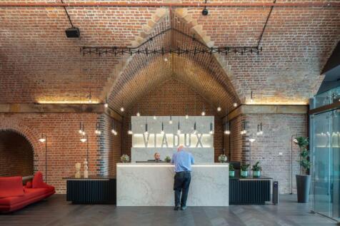 2 bed, 3 bath Apartment in Manchester - Photo 60