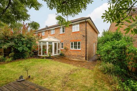 19FalconWood-24.jpg