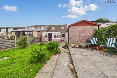 South West Facing Garden and Garage