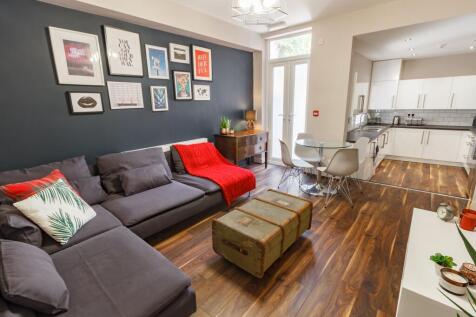 £100.00pppw - AVAILABLE FOR THE 26/27 ACADEMIC YEAR- WELL PRESENTED 6 BED PROPERTY WITH 2 BATHROOMS- LOCATED IN THE KENSINGTON AREA- ONE BEDROOM AVAILABLE IN A HOUSE SHARE