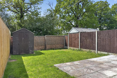 Enclosed Rear Garden with Shed