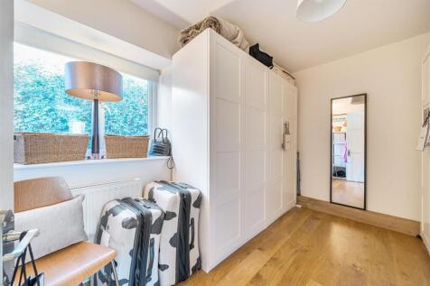 Bedroom 4 / Dressing Room