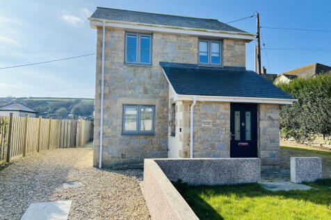 2 Bedroom Cottage for Sale