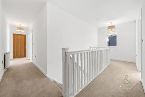 The Paddock (37).jpg