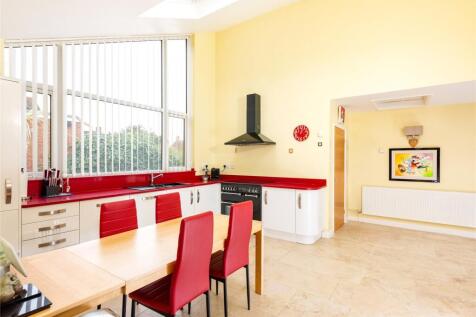 Kitchen/Breakfast Rm