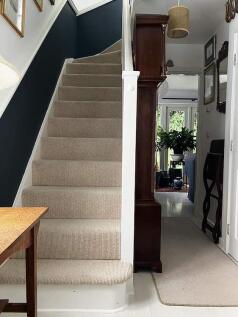 Stairs2.jpg
